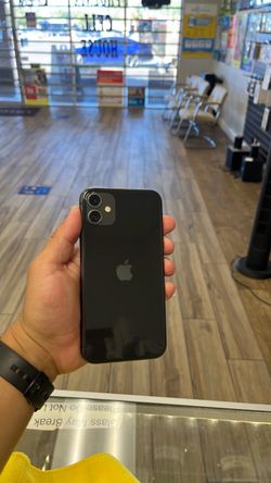 iPhone 11 256GB UNLOCKED