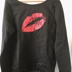 Lip Print Sweatshirt, XL
