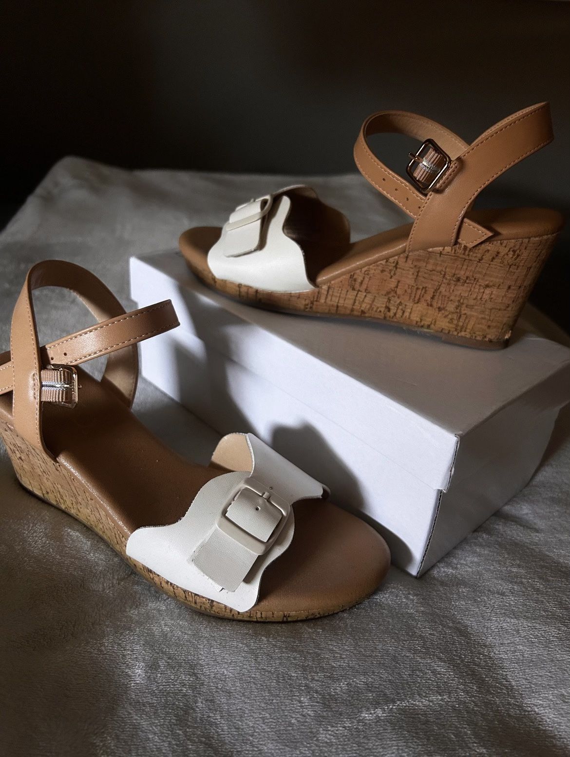 xoxo women’s wedges  size:7.5M (In very well condition) #xoxo #womenwedges