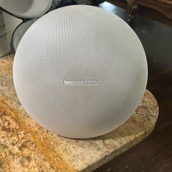 Harman Karden Portable Speaker w Case