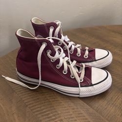 Women’s Converse size 5.5