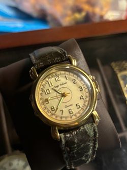 Vintage Sergio Valente Quartz Analog Watch Gold Tone Case