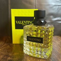 Valentino ‘yellow day’ perfume