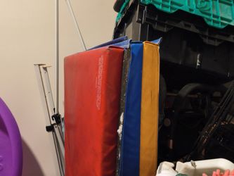 Free gym Mat foldable