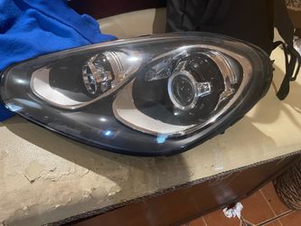 2014-2016 Porsche Cayenne Dynamic Xenon HID Headlight assembly Left LH side OEM