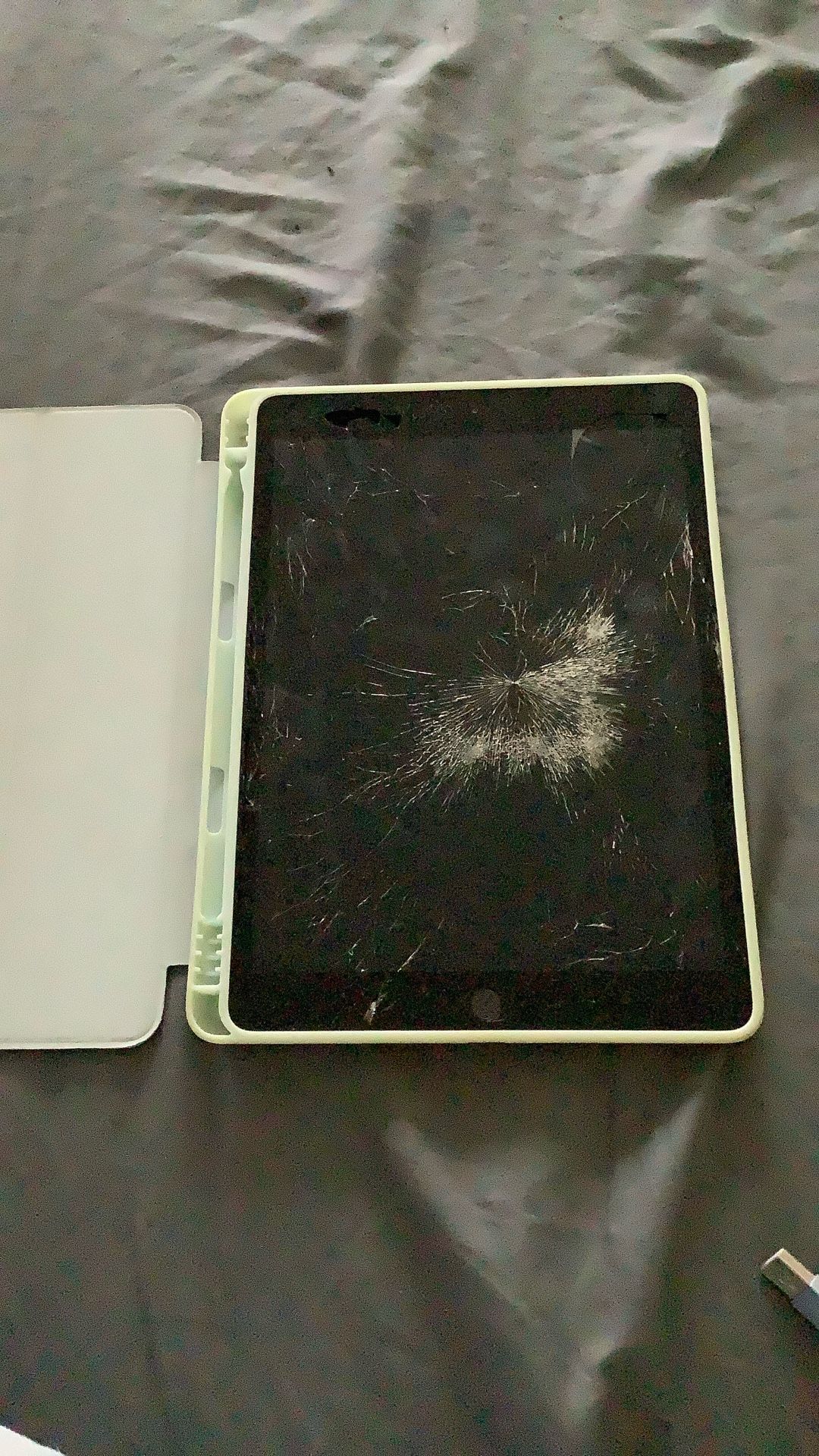 IPAD 8th Gen 64Gb