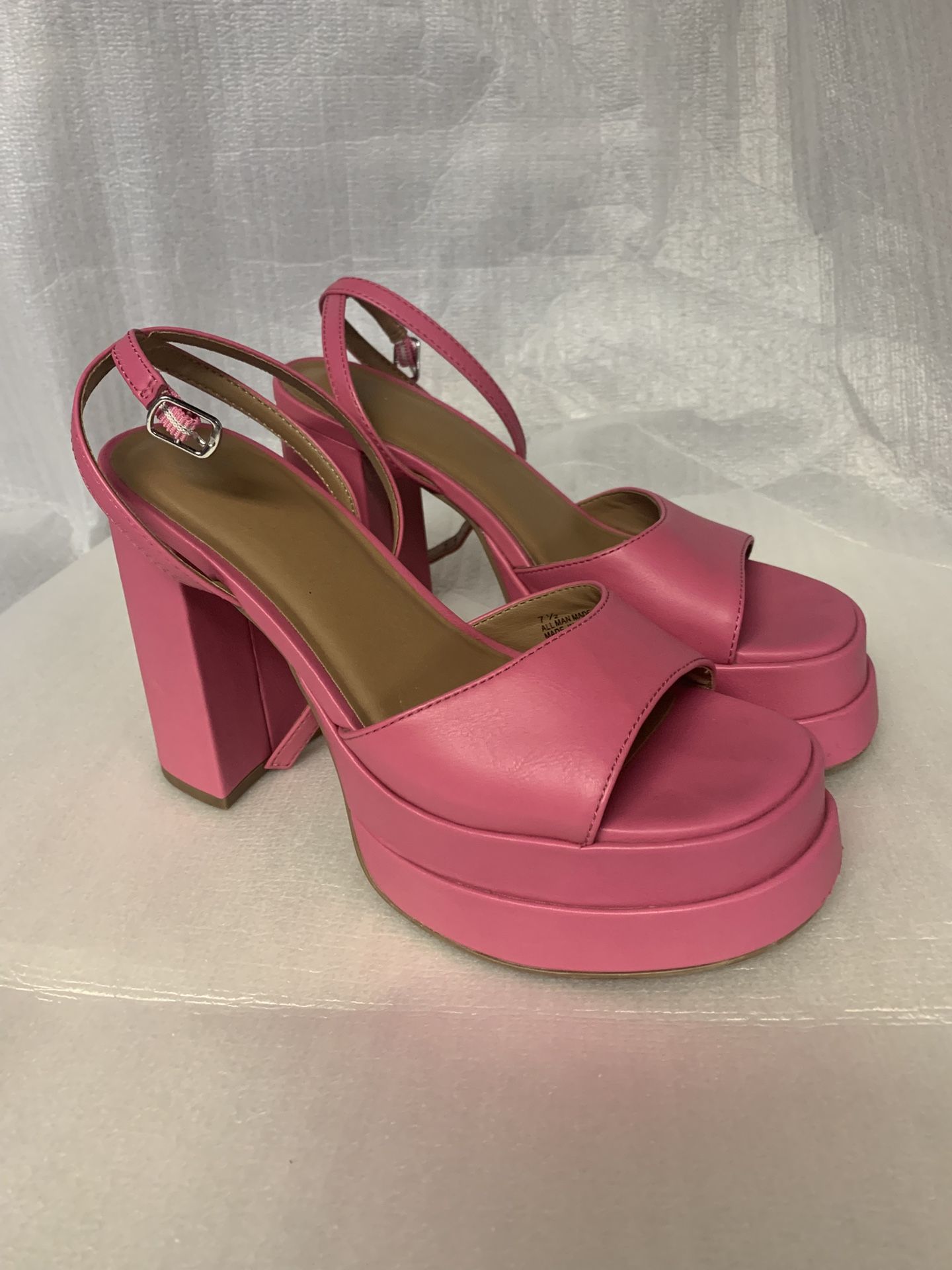 Women's Alessia Platform Heels - Wild Fable Vibrant Pink Size 7 1/2