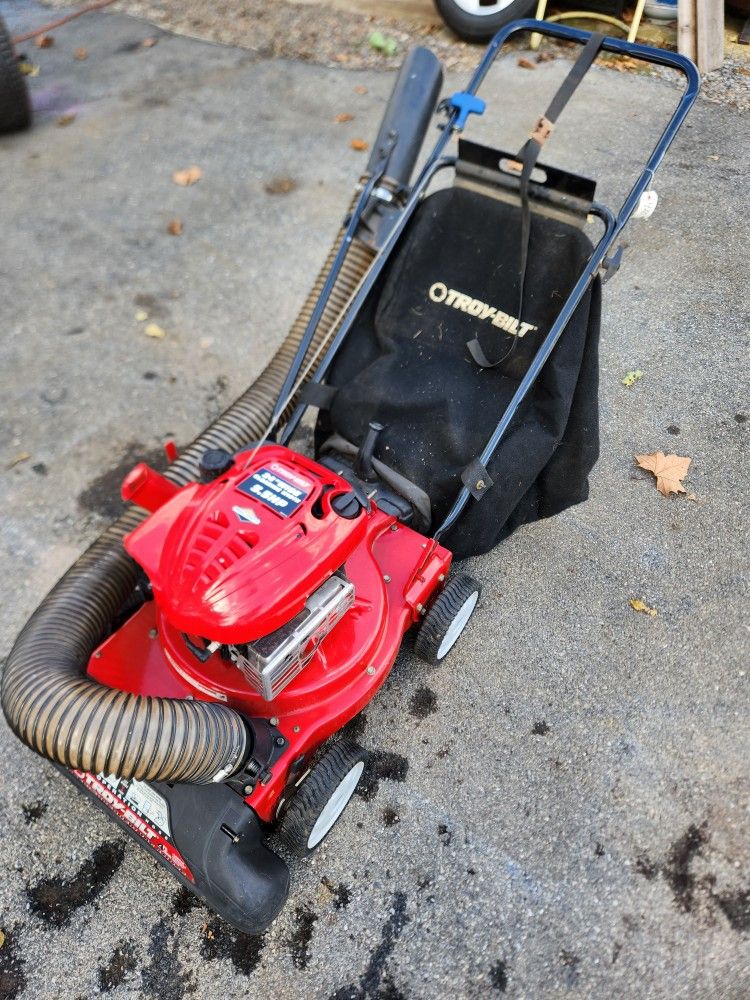 Leaf Blower
