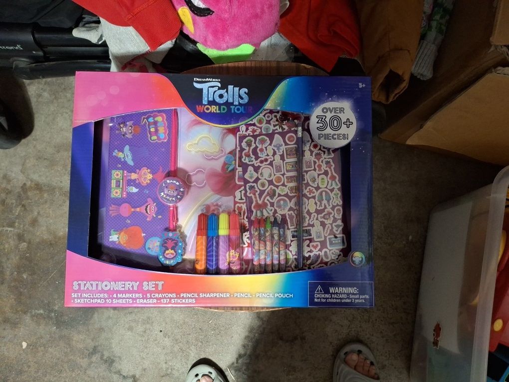 Trolls Stationary Set