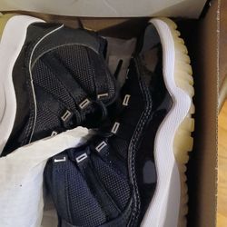 Jordan's #11 Size 12c