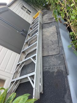 8ft Aluminum ladder