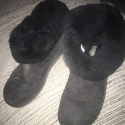 Nice Australian Ugg Boots Size 7 Only $40 Firm