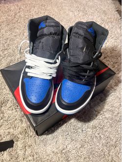 Jordan 1s royals