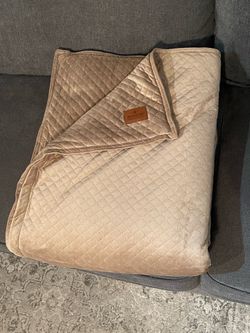 Pendleton weighted blanket/throw never used