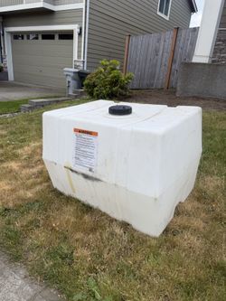 100 Gallon Poly Storage Tank
