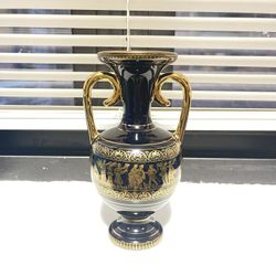 Porcelain Vase with 24k gold