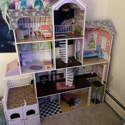 Kidkraft Grand Estates Dollhouse for Sale in Londonderry, NH - OfferUp