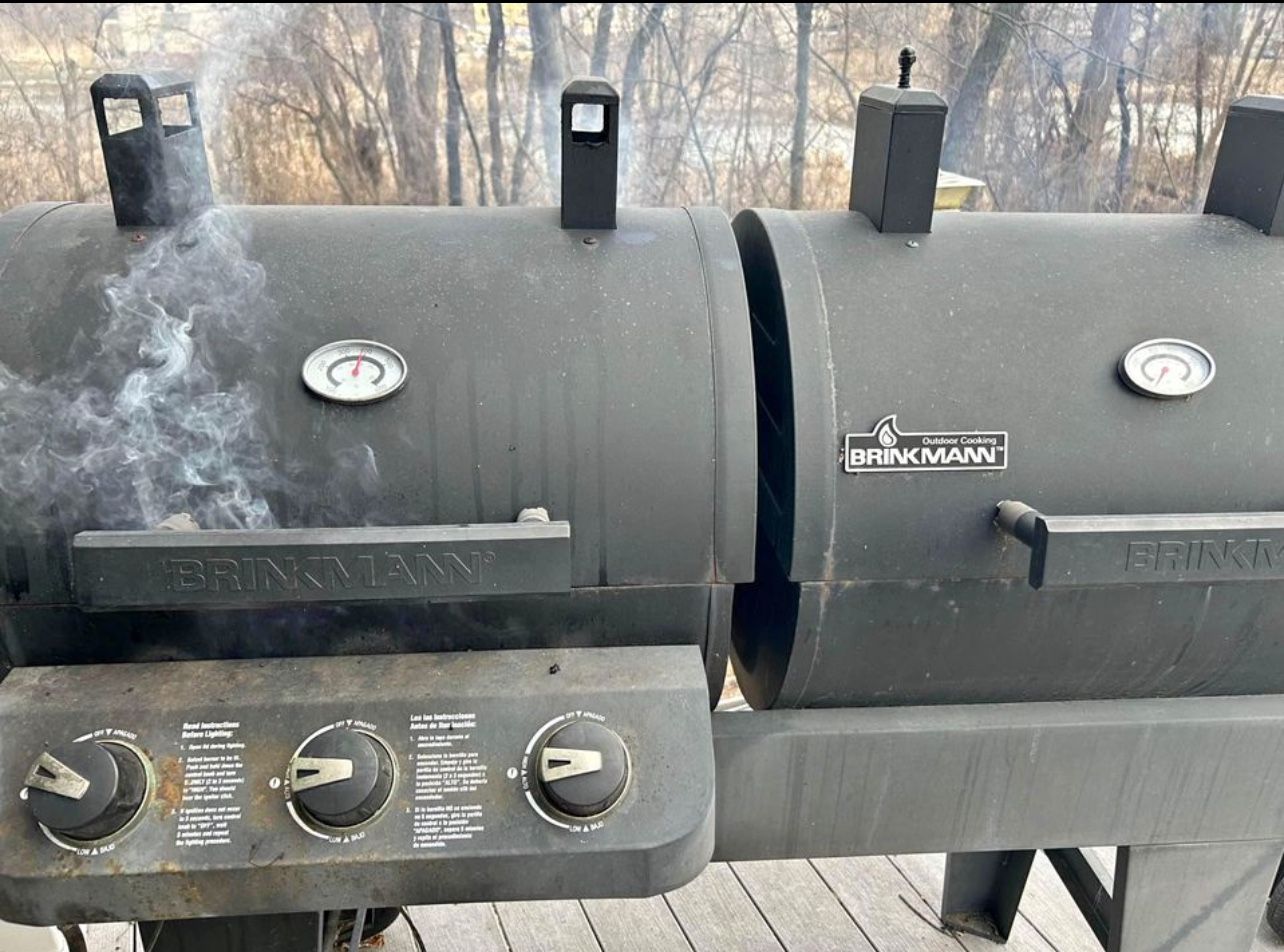 Brickman 1/2 Propane 1/2 Charcoal Grill.