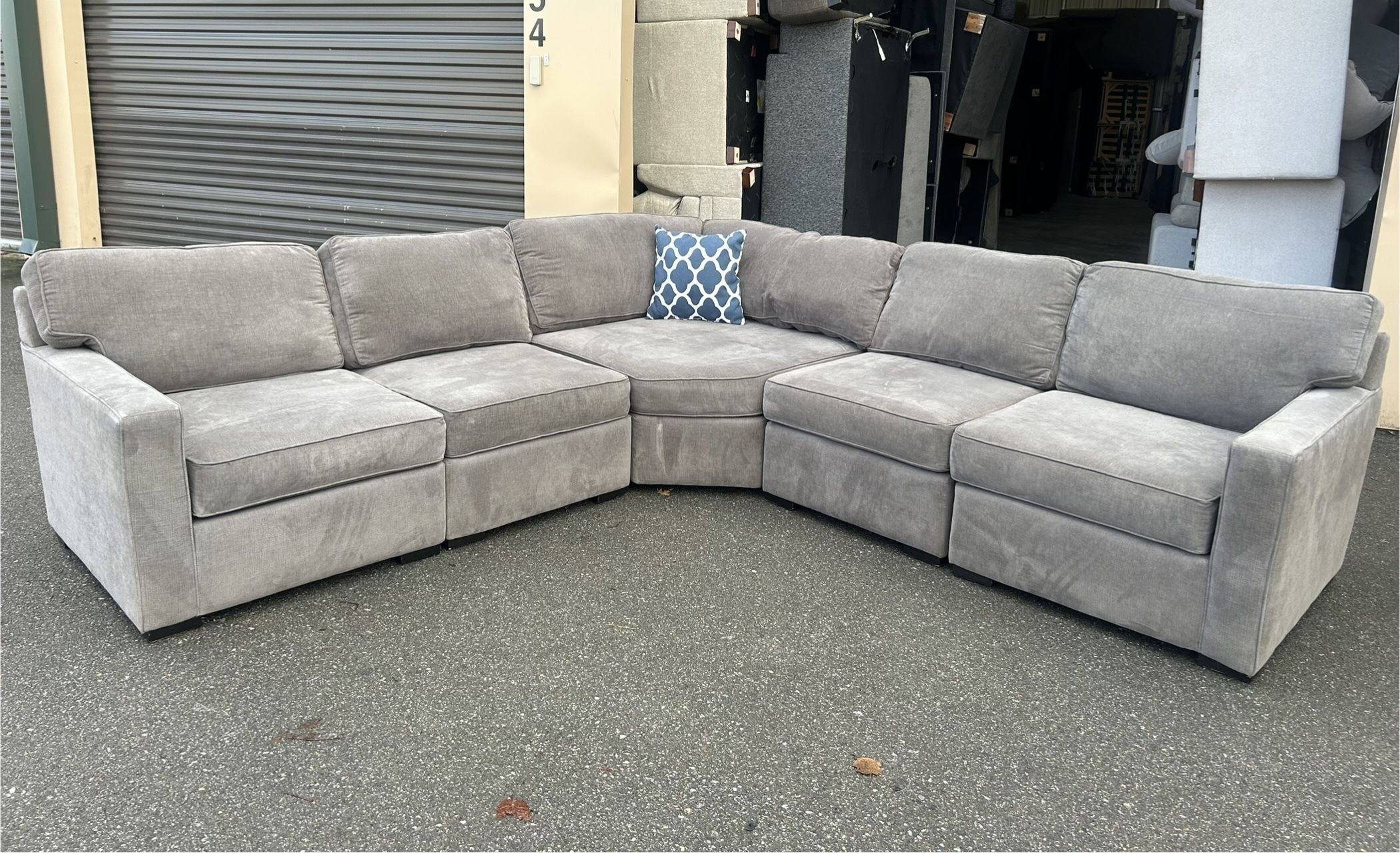 Sectional Couch 
