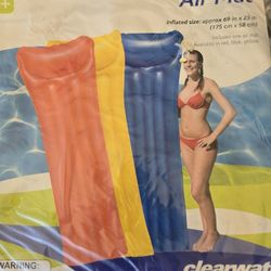 SWIMMING POOL FLOATS 