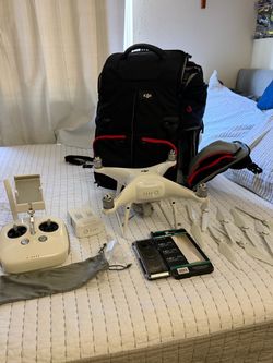 DJI Phantom 4 Pro Ready to Fly Camera Drone Kit w/ Remote, Case, Batteries
