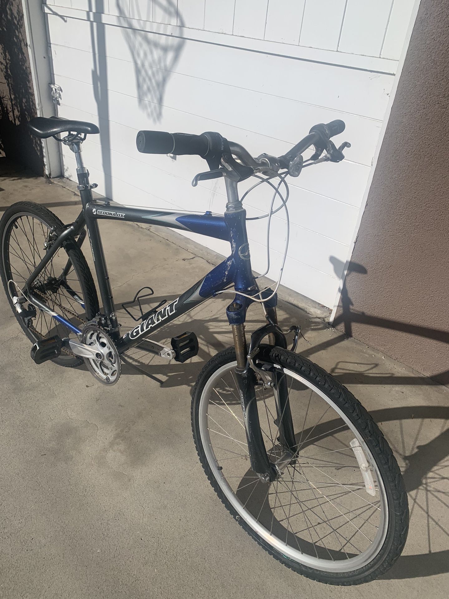 Giant Sedona DX 21”  Bike