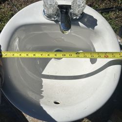 American Standard Rondalyn 19-1/8" Drop In Porcelain Bathroom Sink