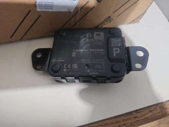 2025 TO 2026 TOYOTA CAMRY CRUISE CONTROL DISTANCE SENSOR MILLIMETER 88210-0E060 OEM NEW