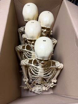 5Ft Poseable LED eyes skeleton