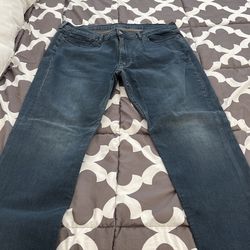 Men’s Levi Jeans 40x32