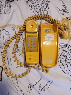 1977 Western Electric Yellow Trimline Wall Phone Push Button.