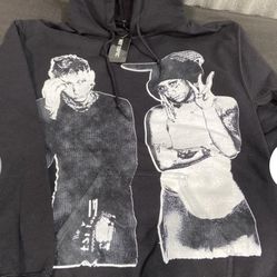 Clothing/ Sweater 