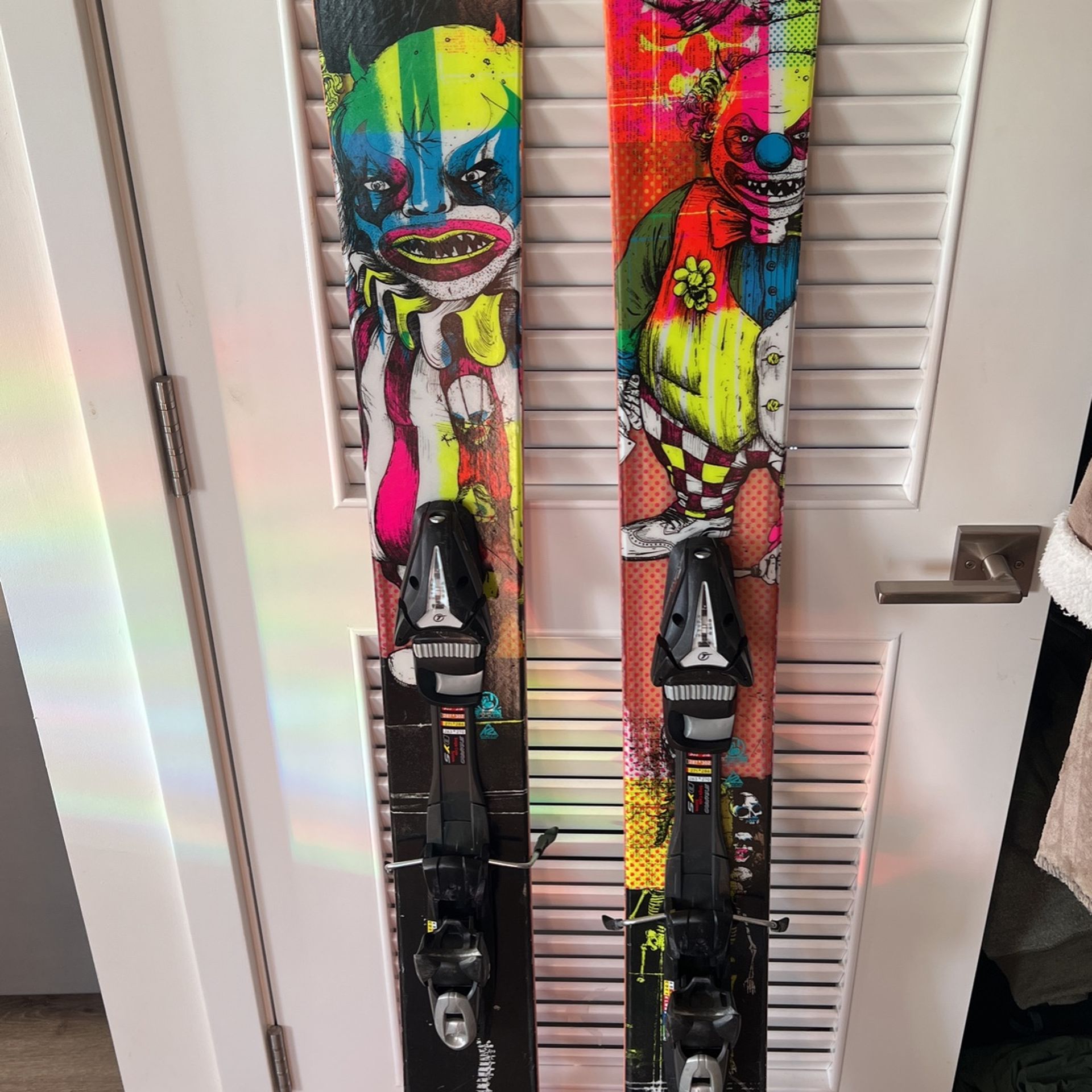 K2 Hellbent powder planks