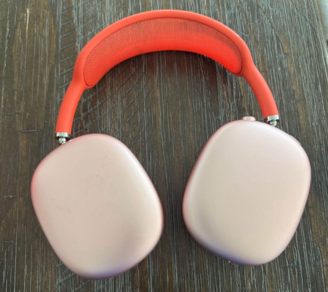 Authentic Apple AirPods Max – Excellent Condition 