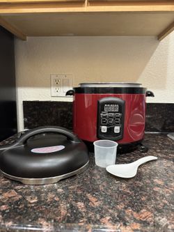 6-in-1 Electric Pressure Cooker – Red