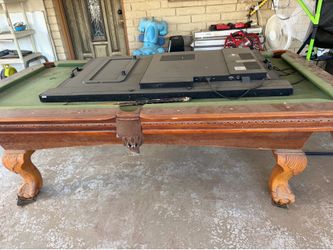Pool table