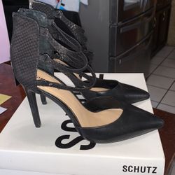 Gianni Bini Black Heels