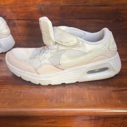 Kids Nike Air Maxes Size 2.5 