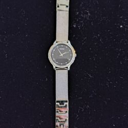 WOMENS GUESS WATCH