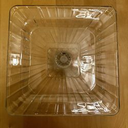 Lead Free Crystal 7.5” Square Pedestal Plate