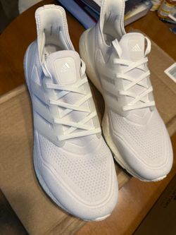 Ultraboost 21’s cloud white
