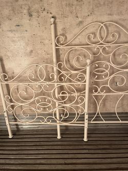 Vintage Twin Bombay Metal Frame