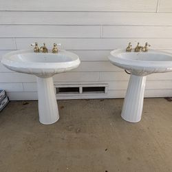 Ceramic Freestanding Sinks