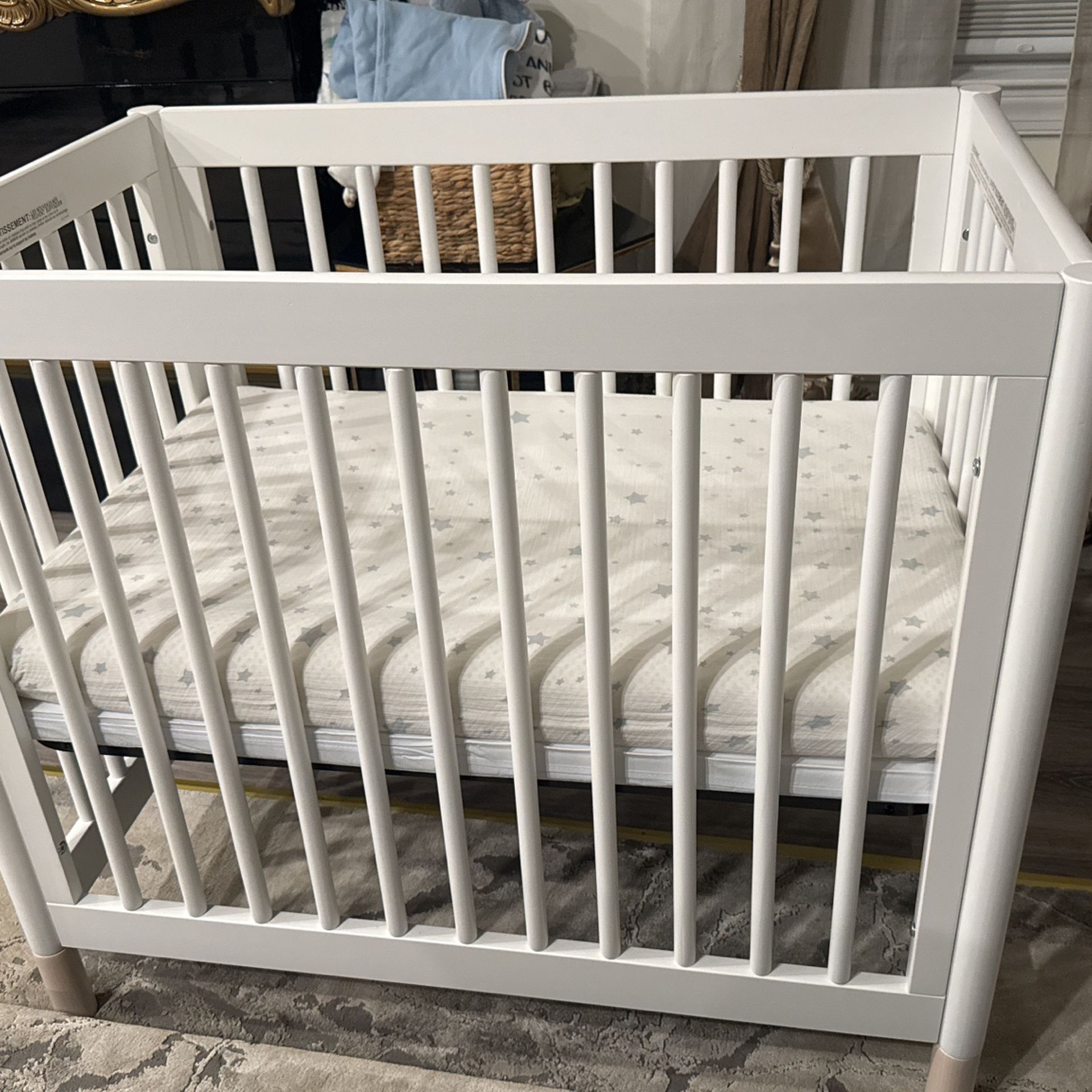 Babyletto Mini Crib & Newton Mattress