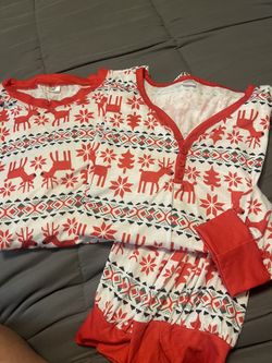 8.   Christmas Adult Holiday Pajamas  Set (Men 2Xl & Women’s Lrg)