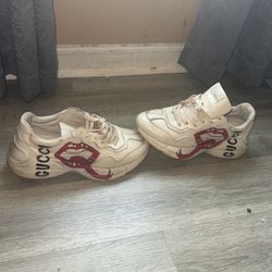 gucci shoes size 10