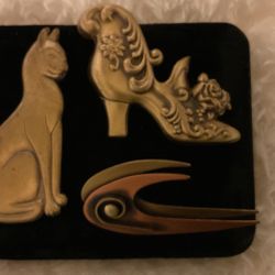 Vintage Golden Brooches ..3 @ $40
