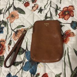 fossil wristlet