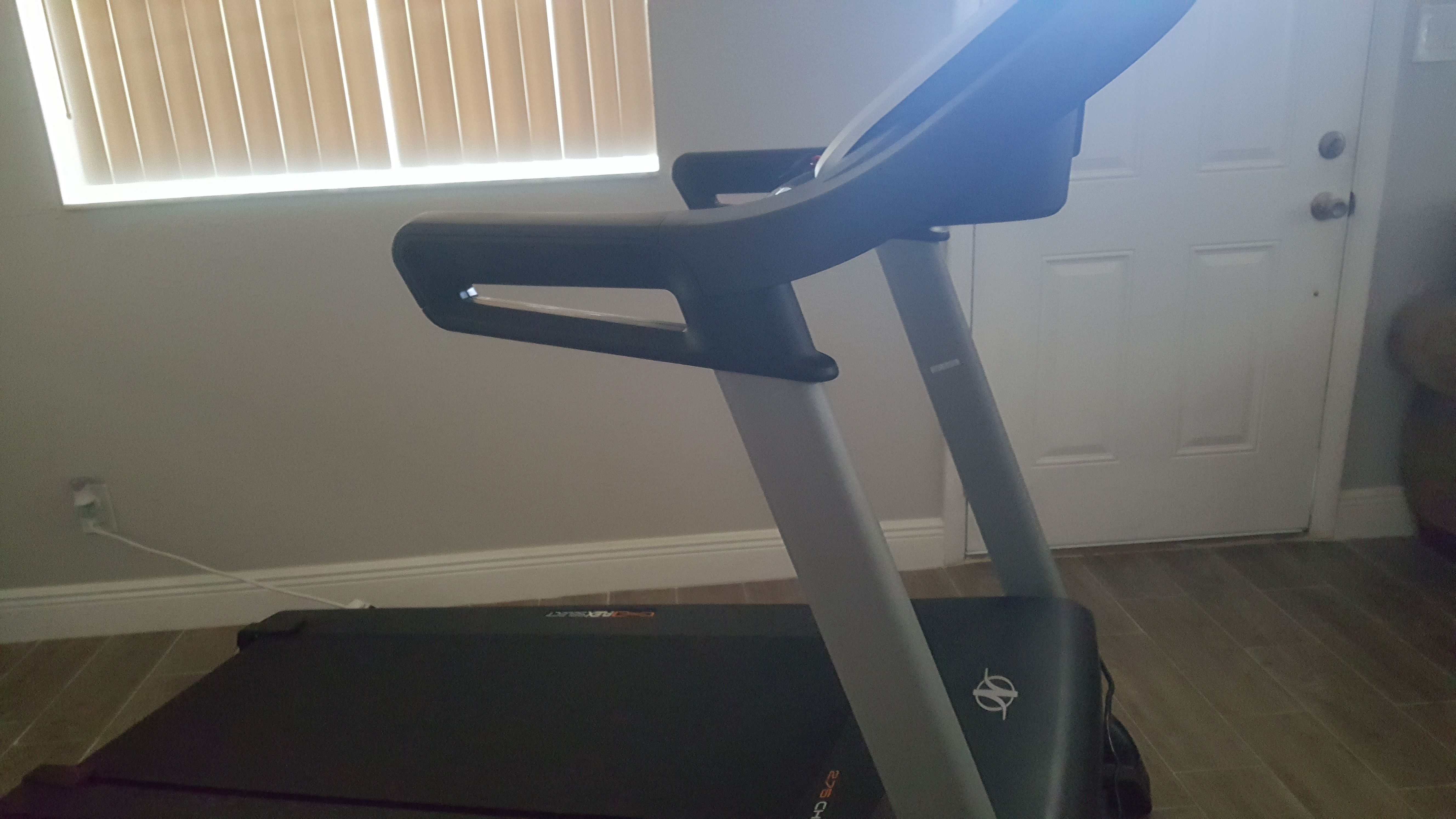 C700 Nordictrack treadmill