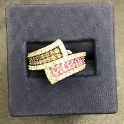 Woman’s Gold Ring